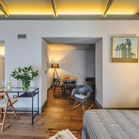 Blue Windows House Ξενοδοχείο με διαμερίσματα 3*